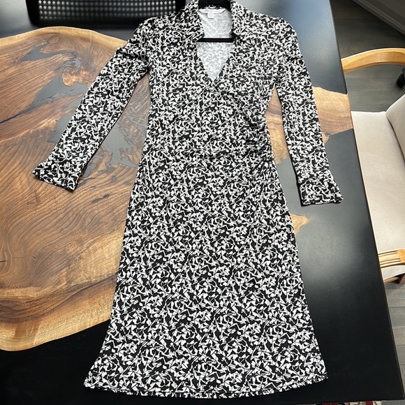 DIANE von FURSTENBERG Ila dress, 100% silk, size S - Picture 7 of 14